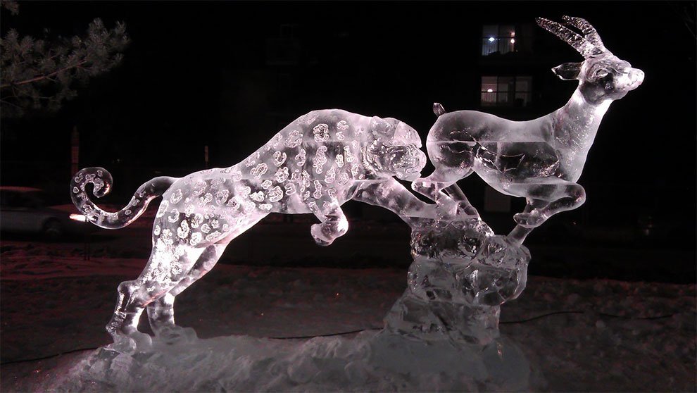 Ice lets most photons slip through. Image source: Darren Jackson